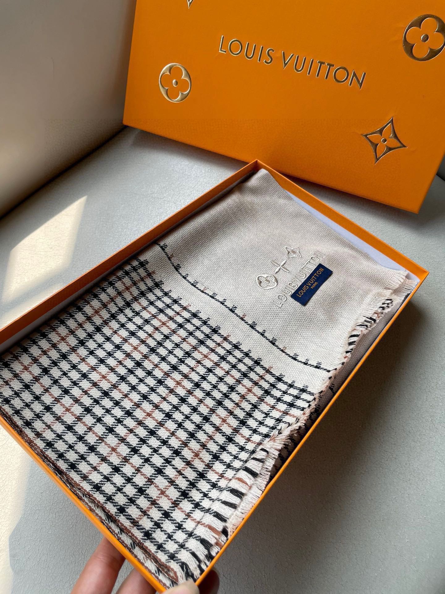 [TOP] Louis Vuitton LV Wool Scarf 35*180cm - Khaki