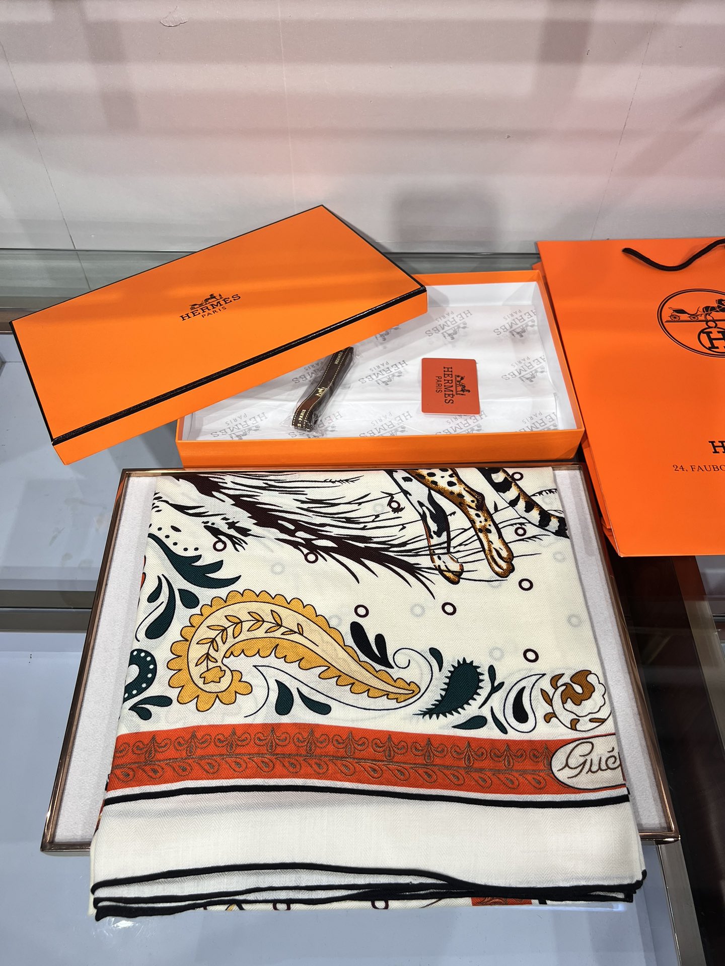 [TOP] HERMES Square Scarf 140x 140cm - 4 Colors