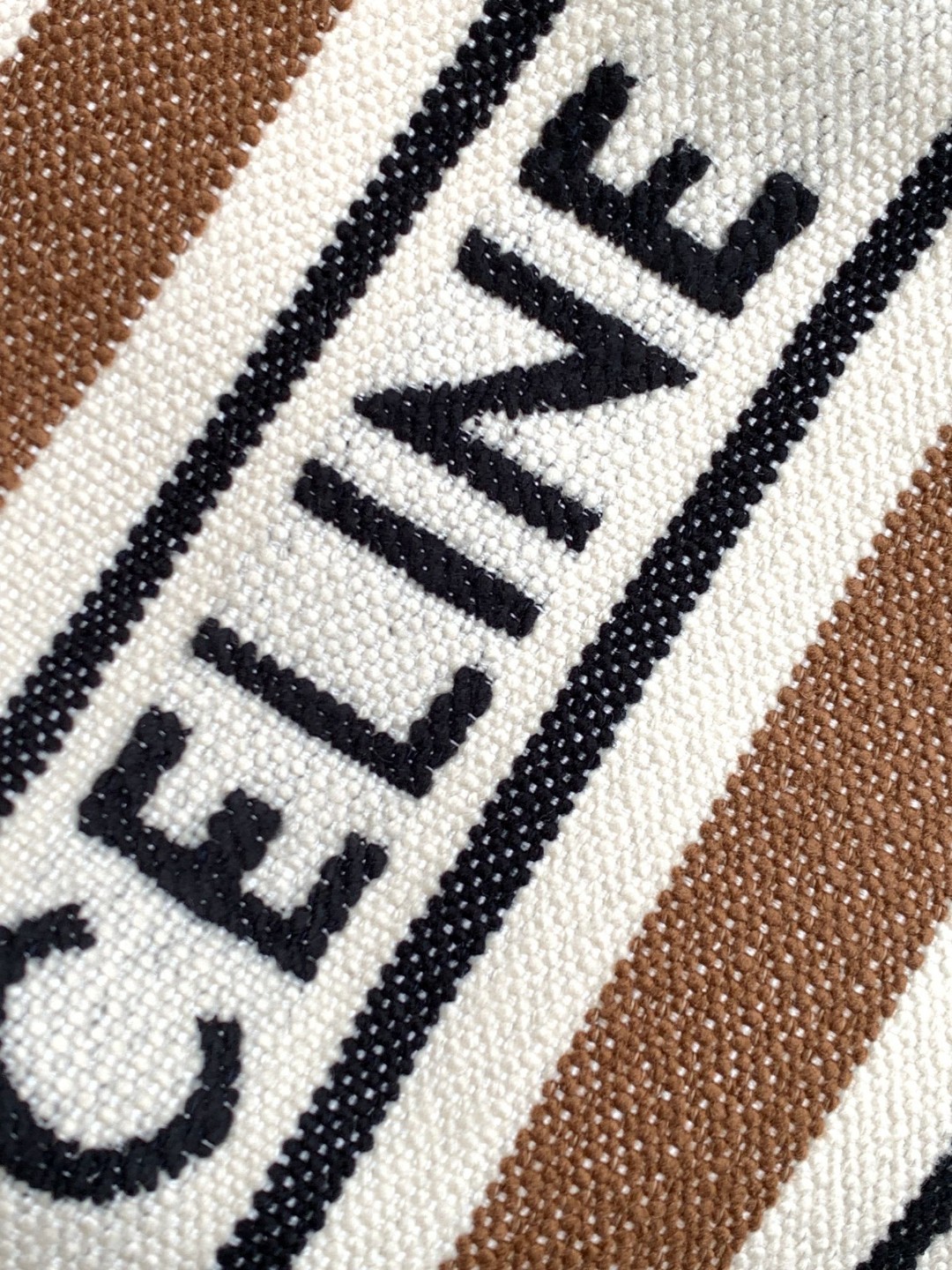 [TOP] CELINE BUCKET 16 Fabric Cow Leather Bucket Bag 23*25*23cm - Brown&White