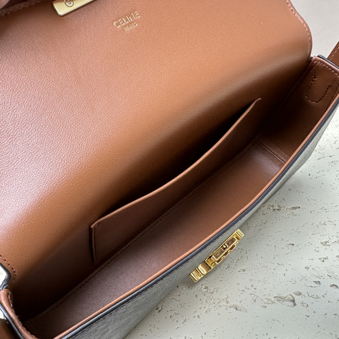 [TOP] CELINE LOLA Baguette Handbag Sheep Leather Lining 28x12×5cm - 2 Colour