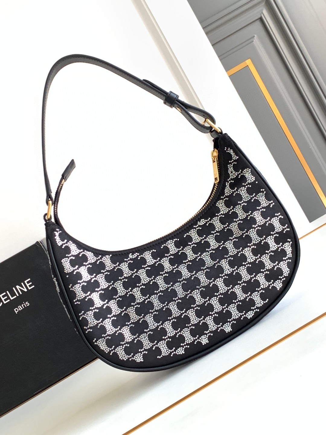 [TOP] CELINE AVA Bags Moon Bag 23cm - Black