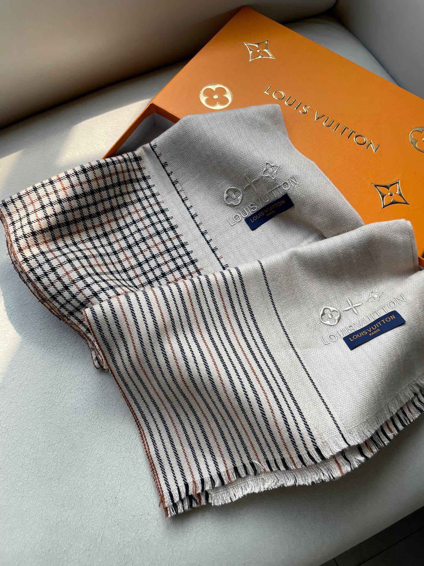 [TOP] Louis Vuitton LV Wool Scarf 35*180cm - Khaki