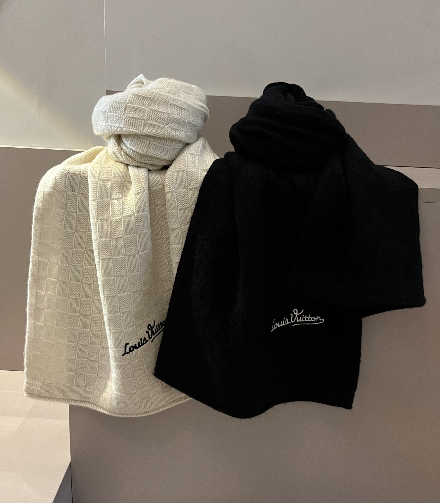 [TOP] Louis Vuitton LV Wool Scarf 30*180cm - 3 Color