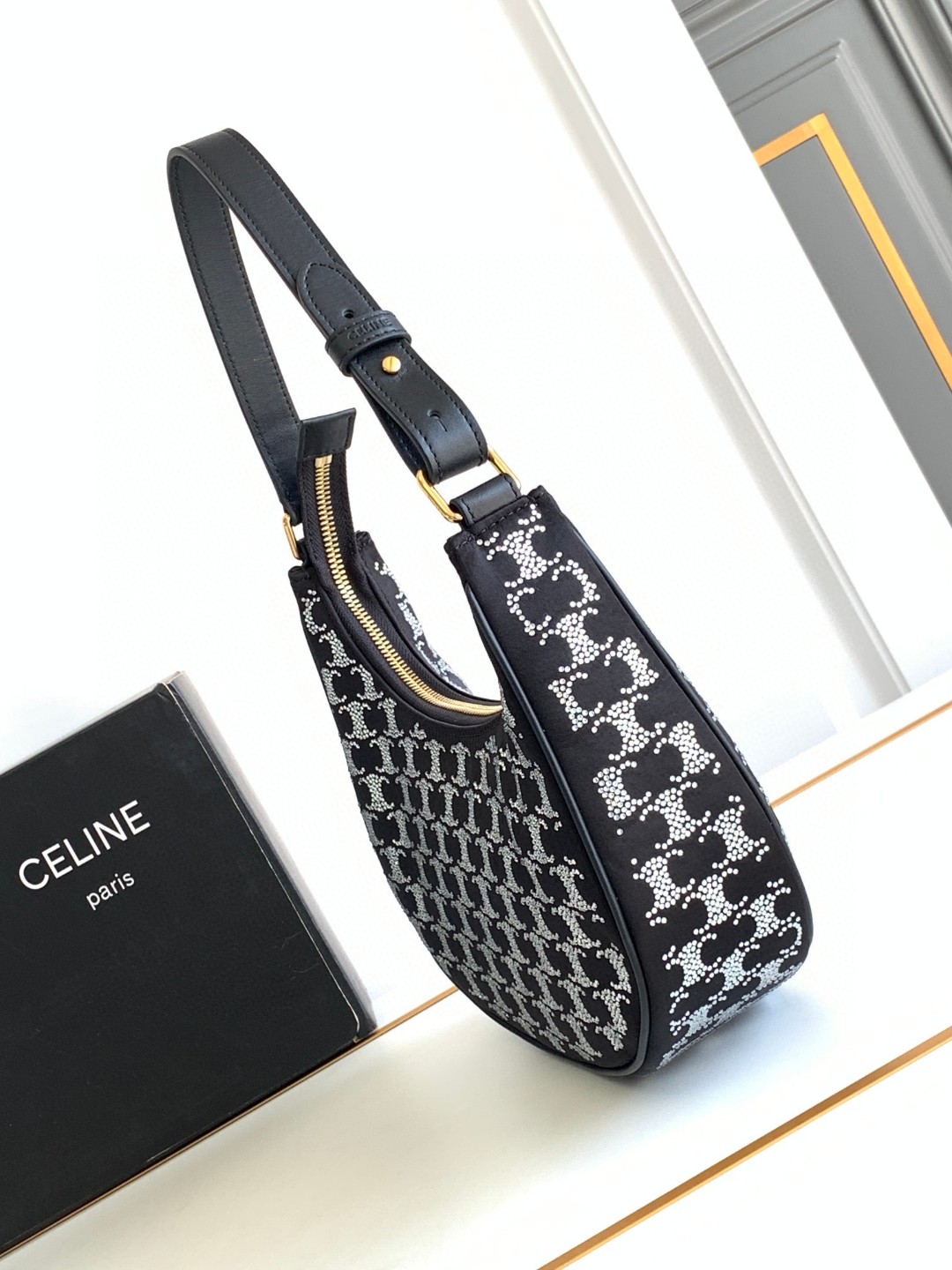 [TOP] CELINE AVA Bags Moon Bag 23cm - Black