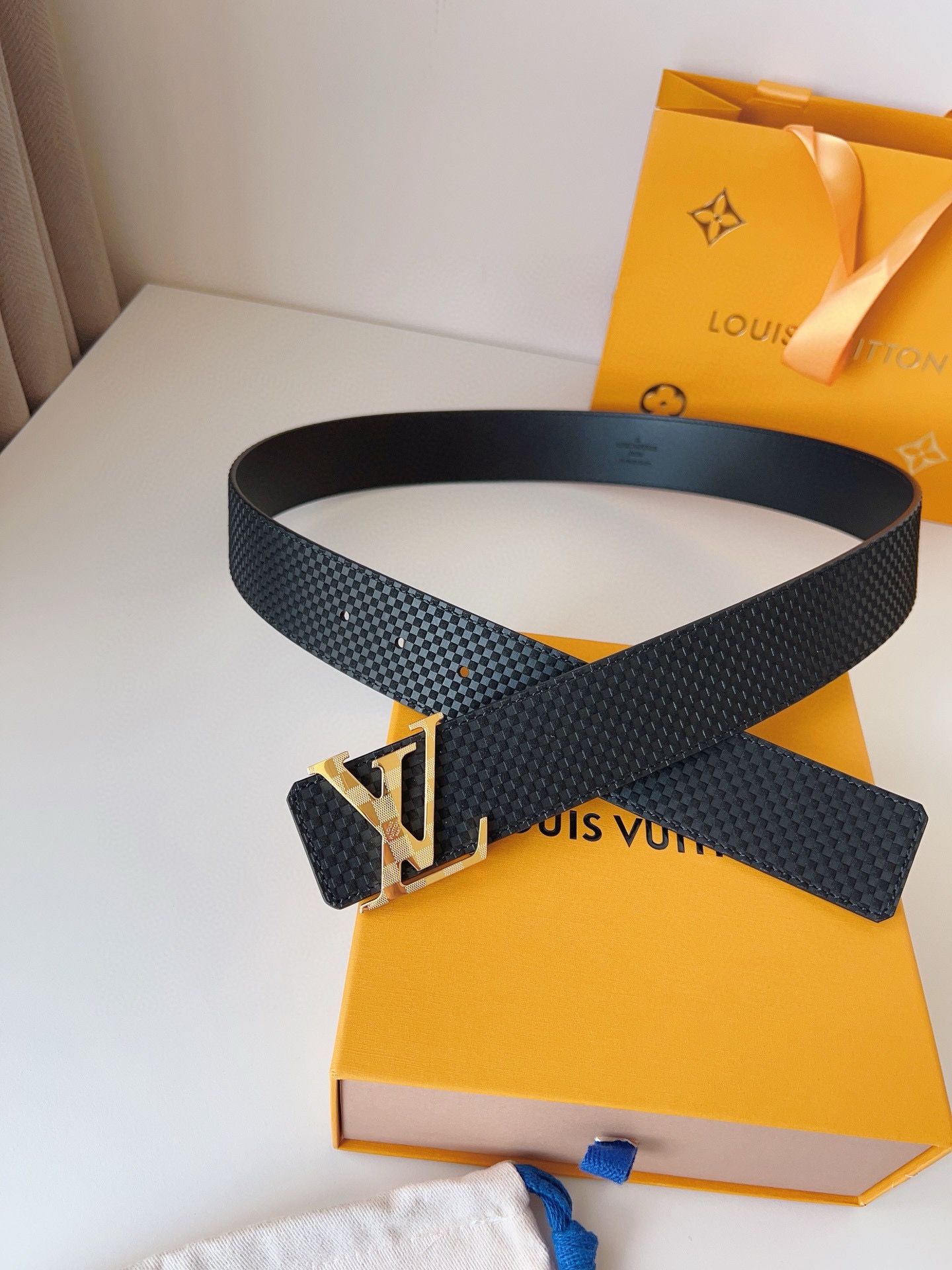 [TOP] Louis Vuitton LV Damier Reversible Belt - 4.0CM