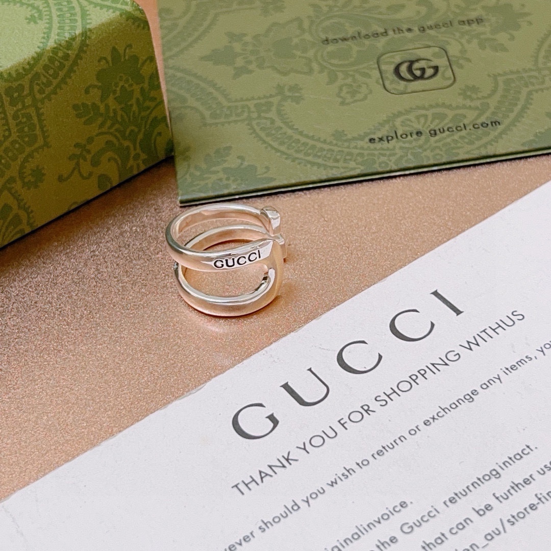 [TOP] GUCCI GG Ring - Silver