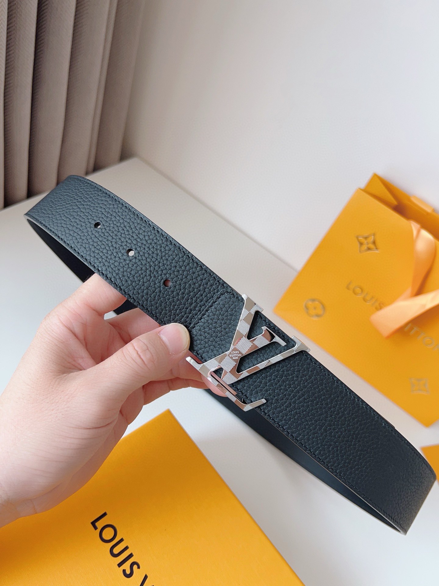 [TOP] Louis Vuitton LV Damier Reversible Belt - 4.0CM