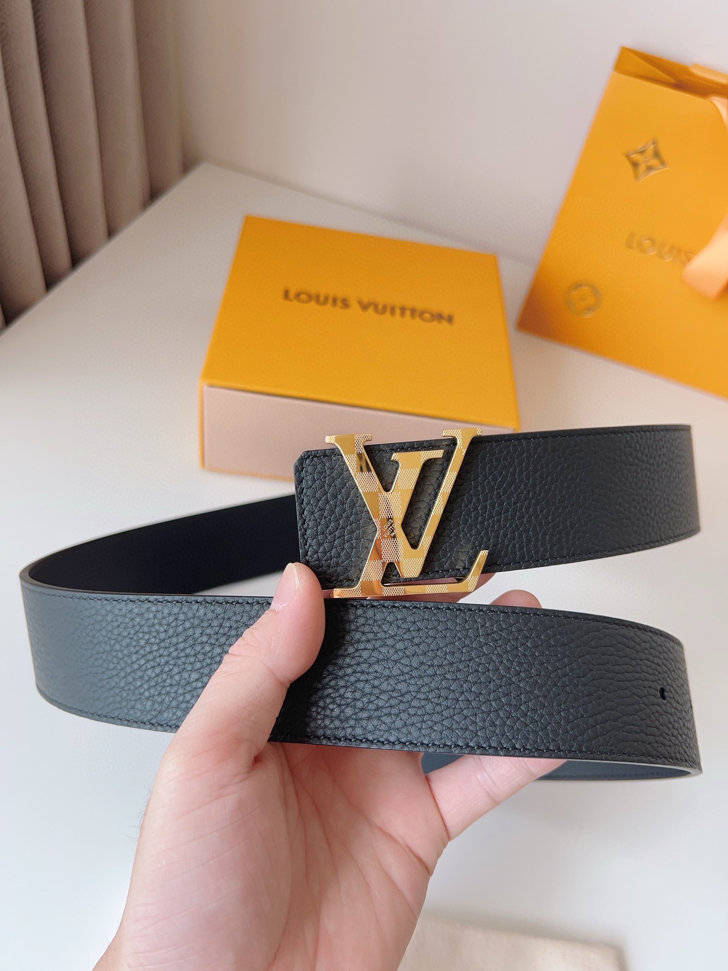 [TOP] Louis Vuitton LV Damier Reversible Belt - 4.0CM