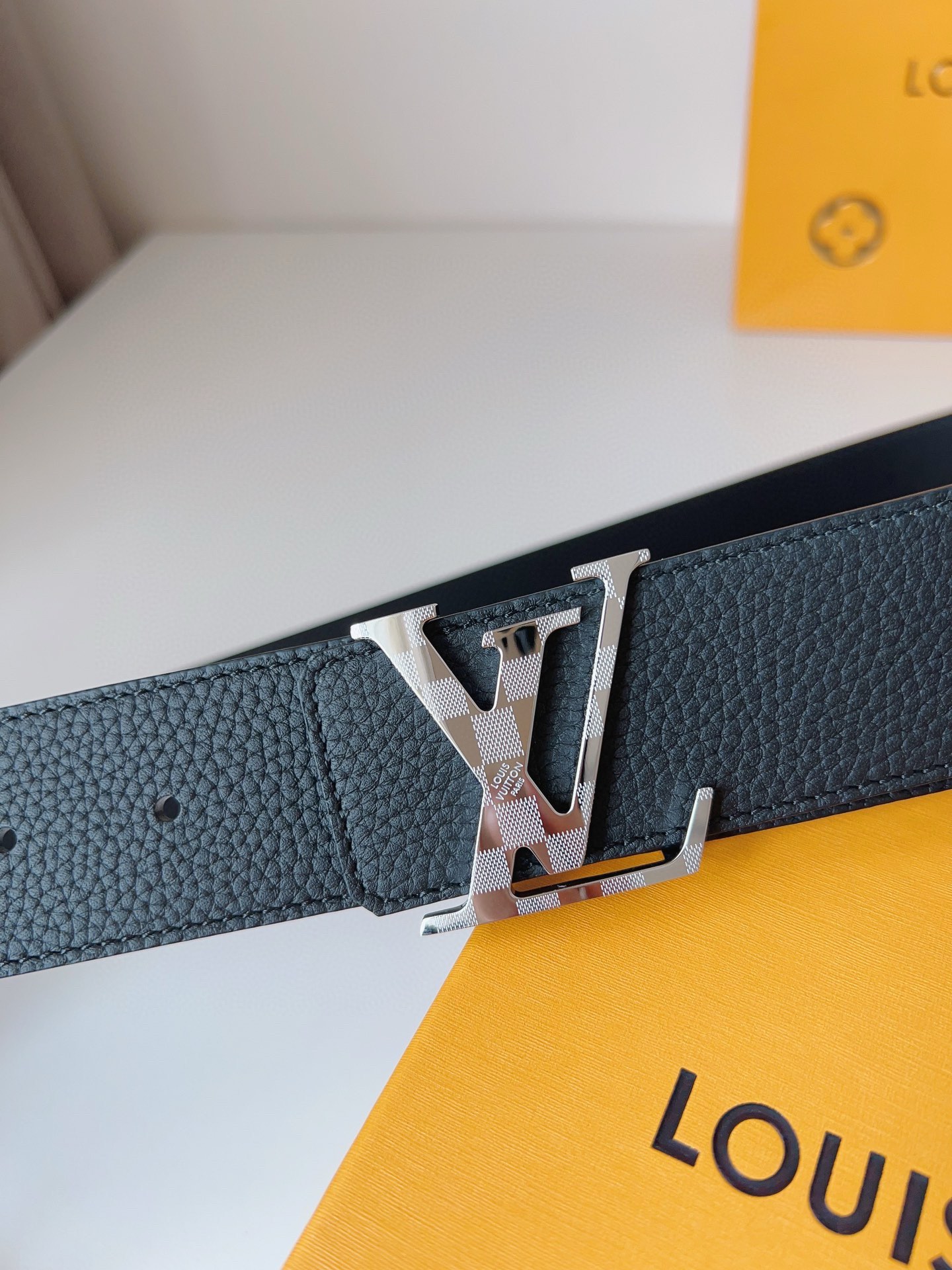 [TOP] Louis Vuitton LV Damier Reversible Belt - 4.0CM