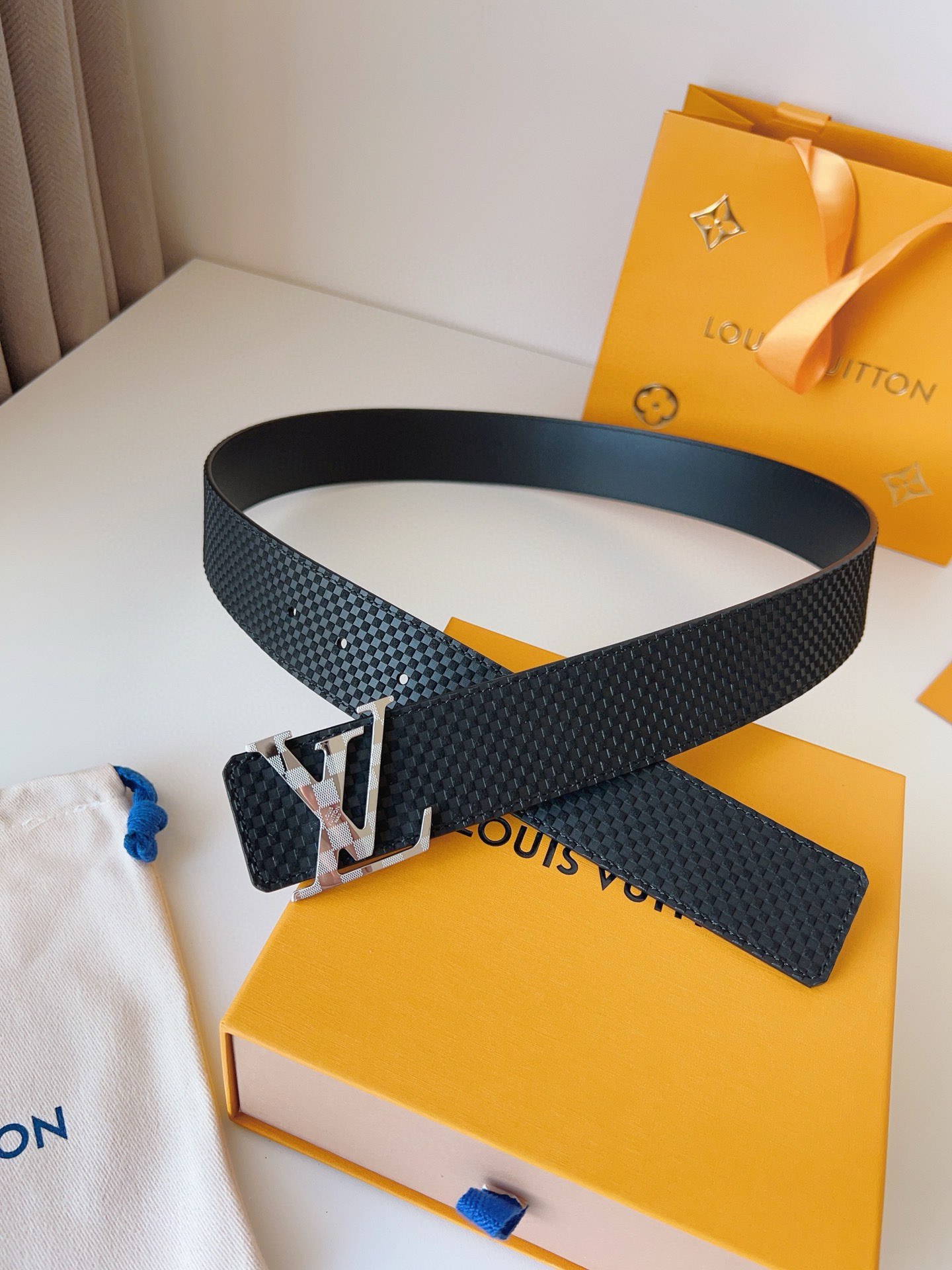 [TOP] Louis Vuitton LV Damier Reversible Belt - 4.0CM