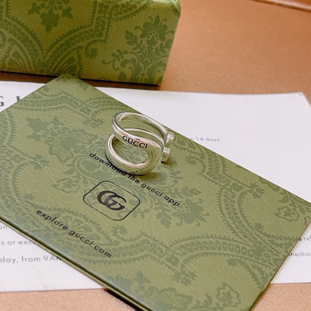 [TOP] GUCCI GG Ring - Silver