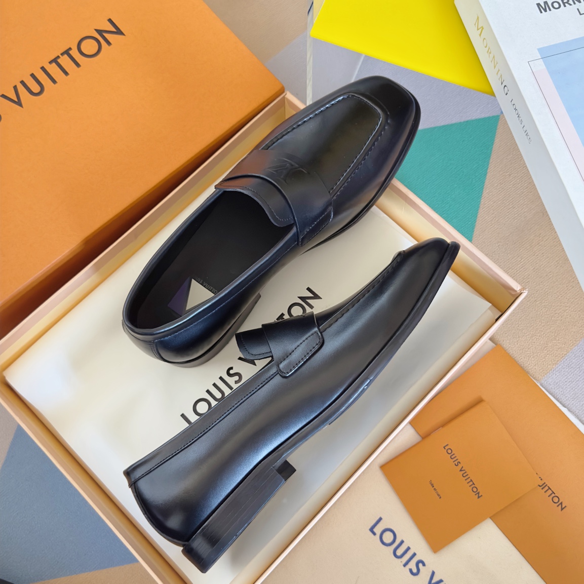 [TOP] Louis Vuitton LV Men's Loafers Shoes - 2 Colour