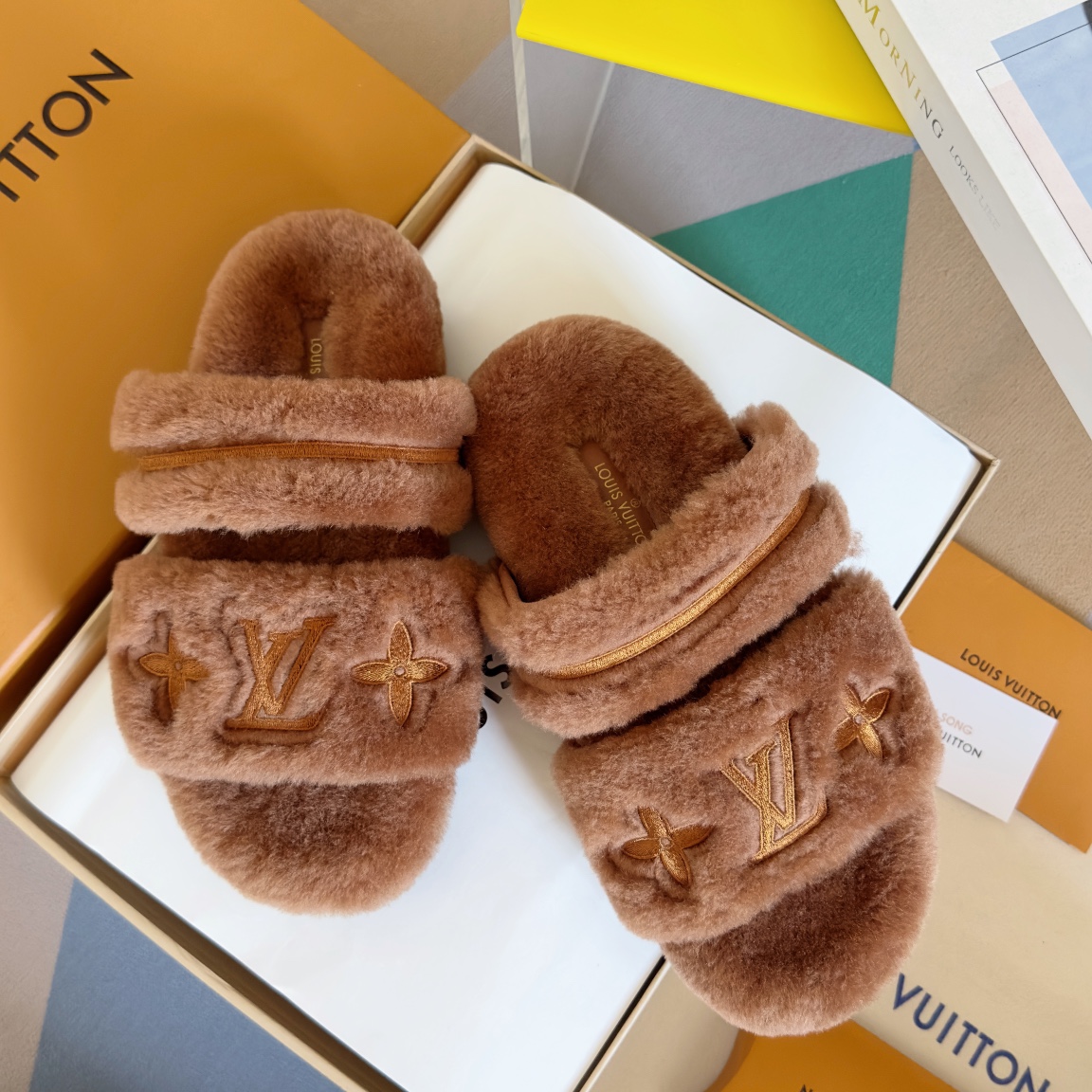 [TOP] Louis Vuitton LV Thick-soled Wool Slippers - 3 Color