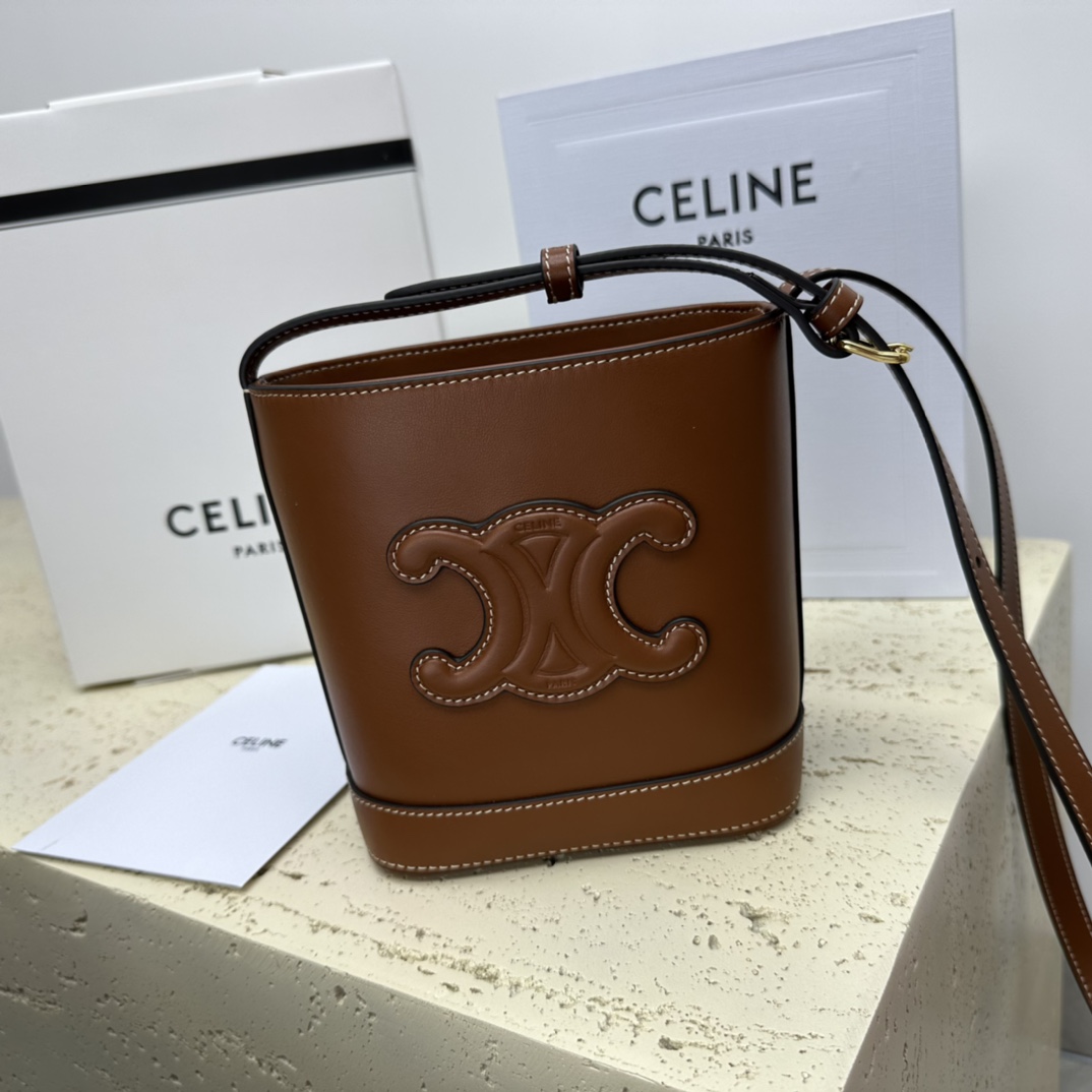 [TOP] CELINE Triomphe Bags Mini Smooth Cowhide Bucket Bag 19.5*16*7CM - Brown