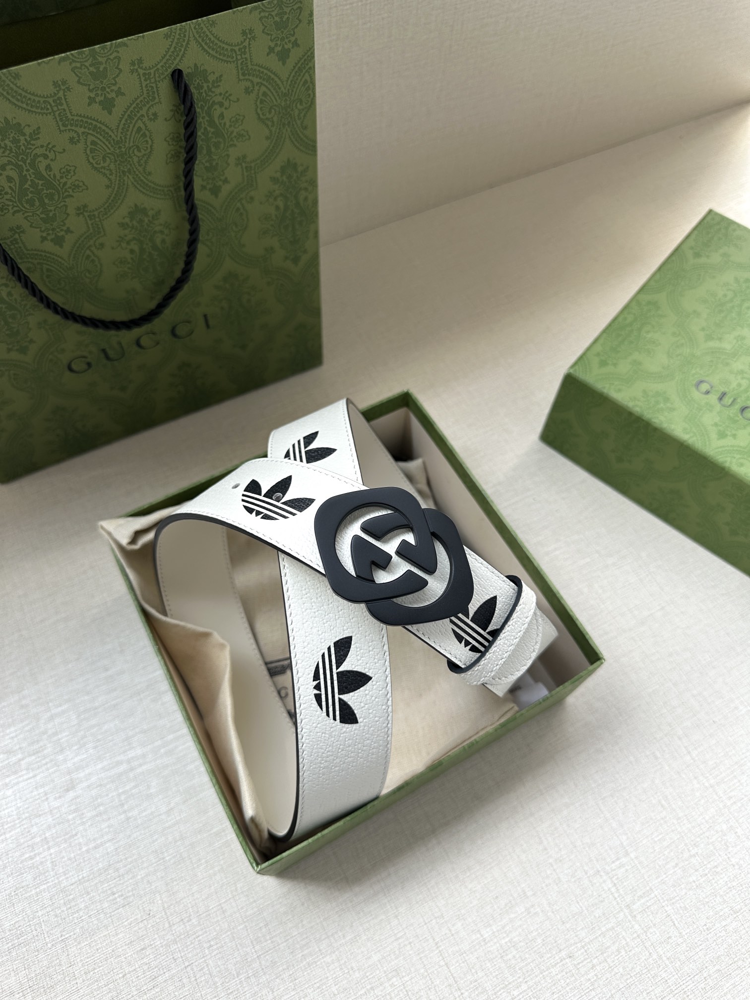 [TOP] GUCCI x Adidas GG Belt with Trefoil Print - 4.0cm