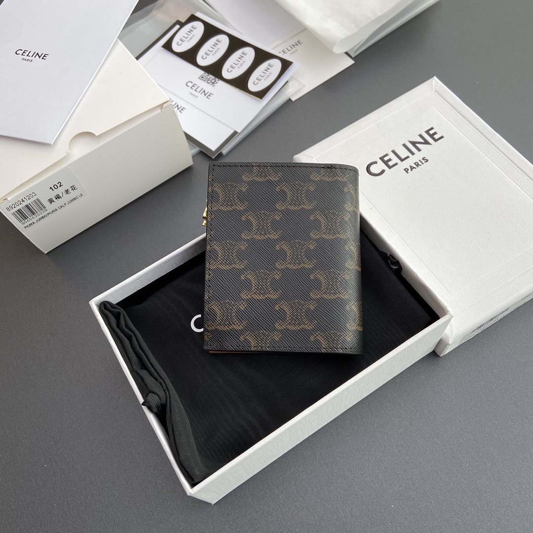 [TOP] CELINE Triomphe Folding Zipper Wallet Iconic Logo 9×10.5×2cm - Tan/Monogram