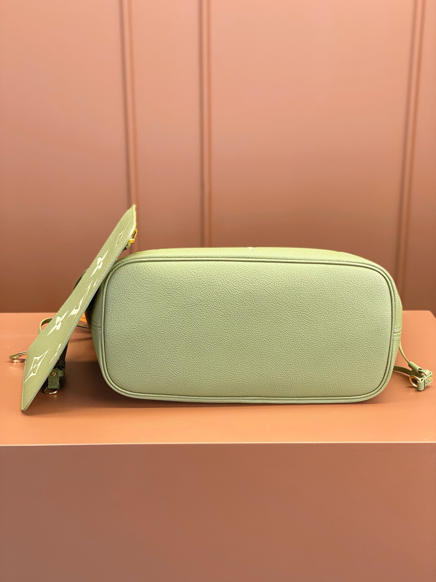 [TOP] Louis Vuitton LV Neverful Bag 31x28x14cm - Green