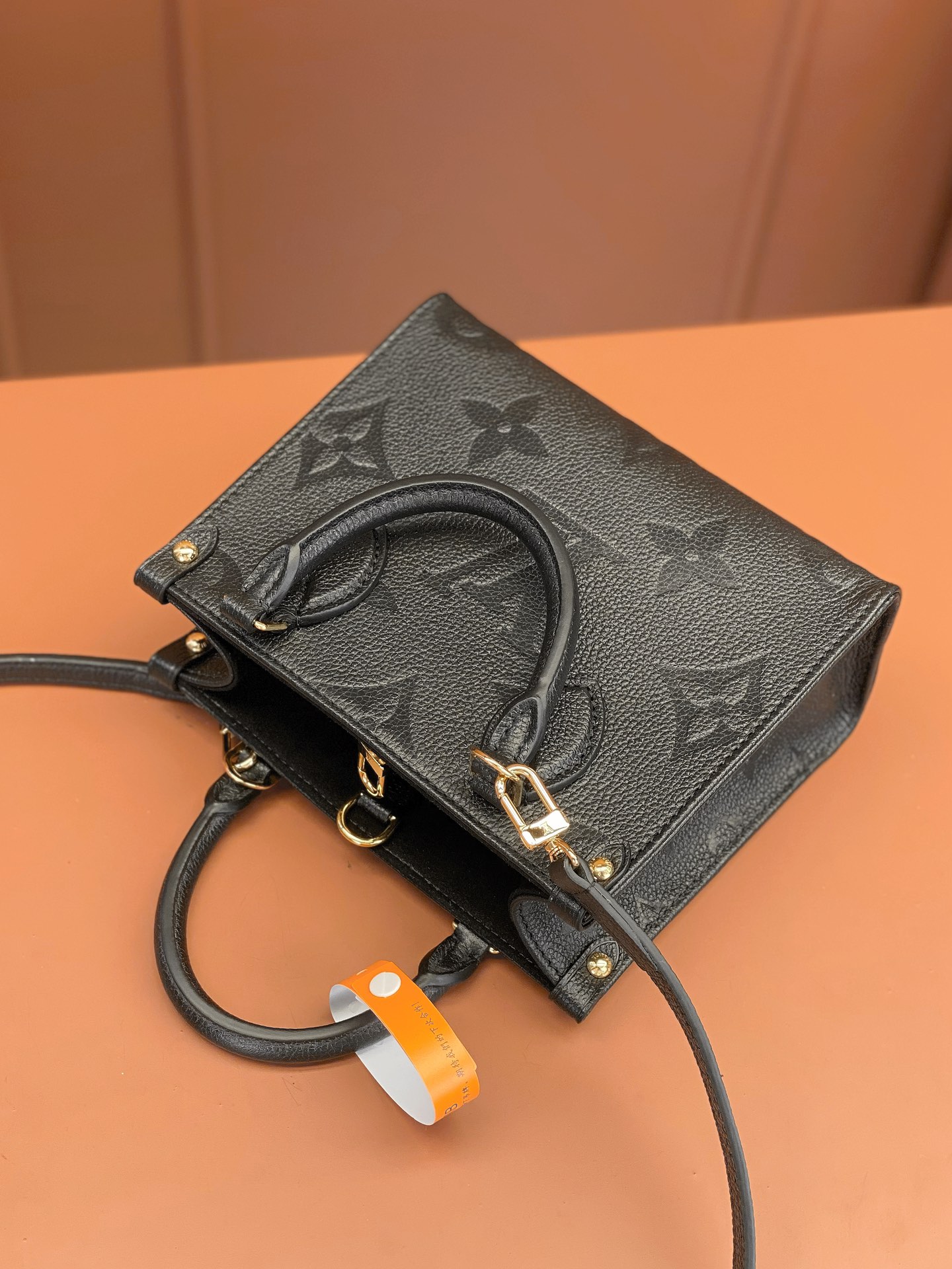 [TOP] Louis Vuitton LV On The Go BB Bag 18x15x8.5cm - Black