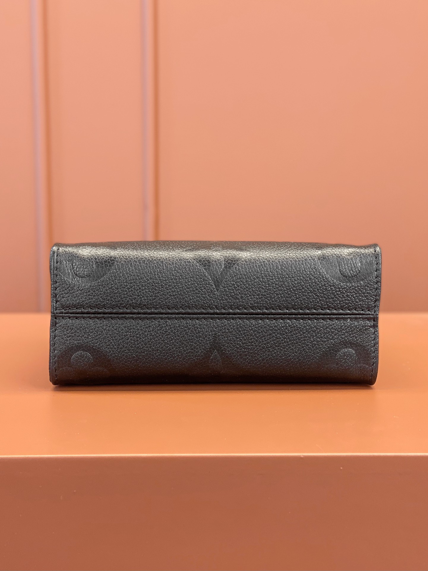 [TOP] Louis Vuitton LV On The Go BB Bag 18x15x8.5cm - Black