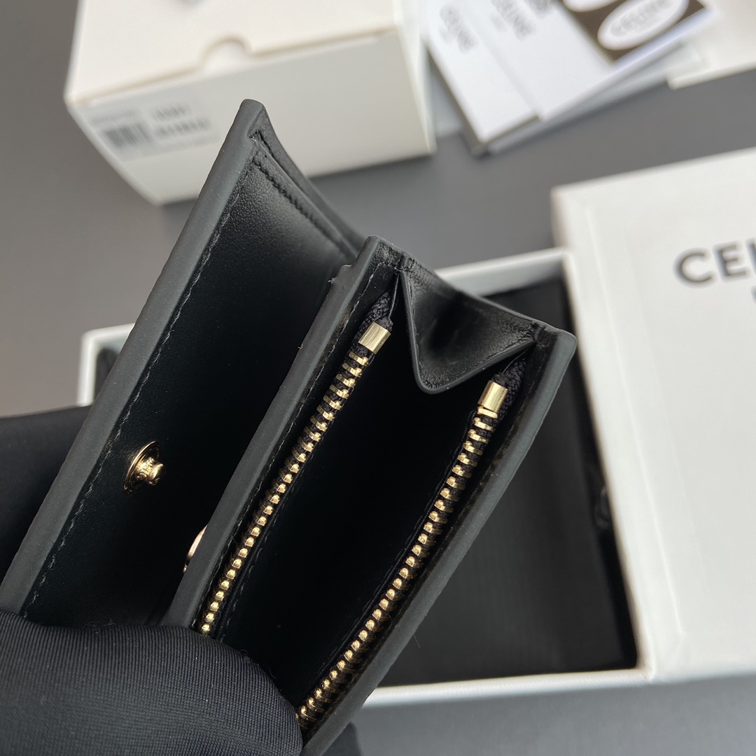 [TOP] CELINE Triomphe Folding Zipper Wallet Grained Calf Leather 9×10.5×2cm - Black
