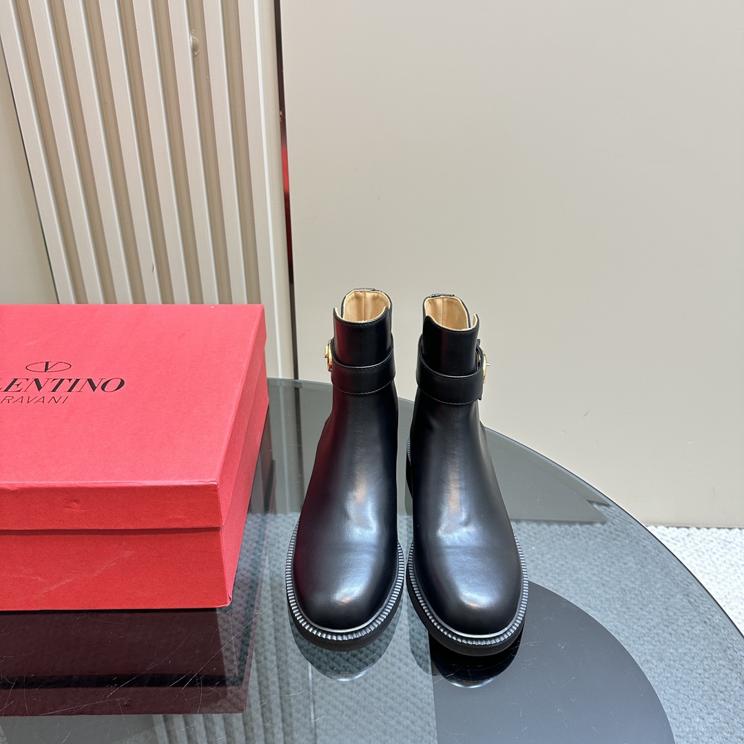 [TOP] VALENTINO Versatile Ankle Boots - Black