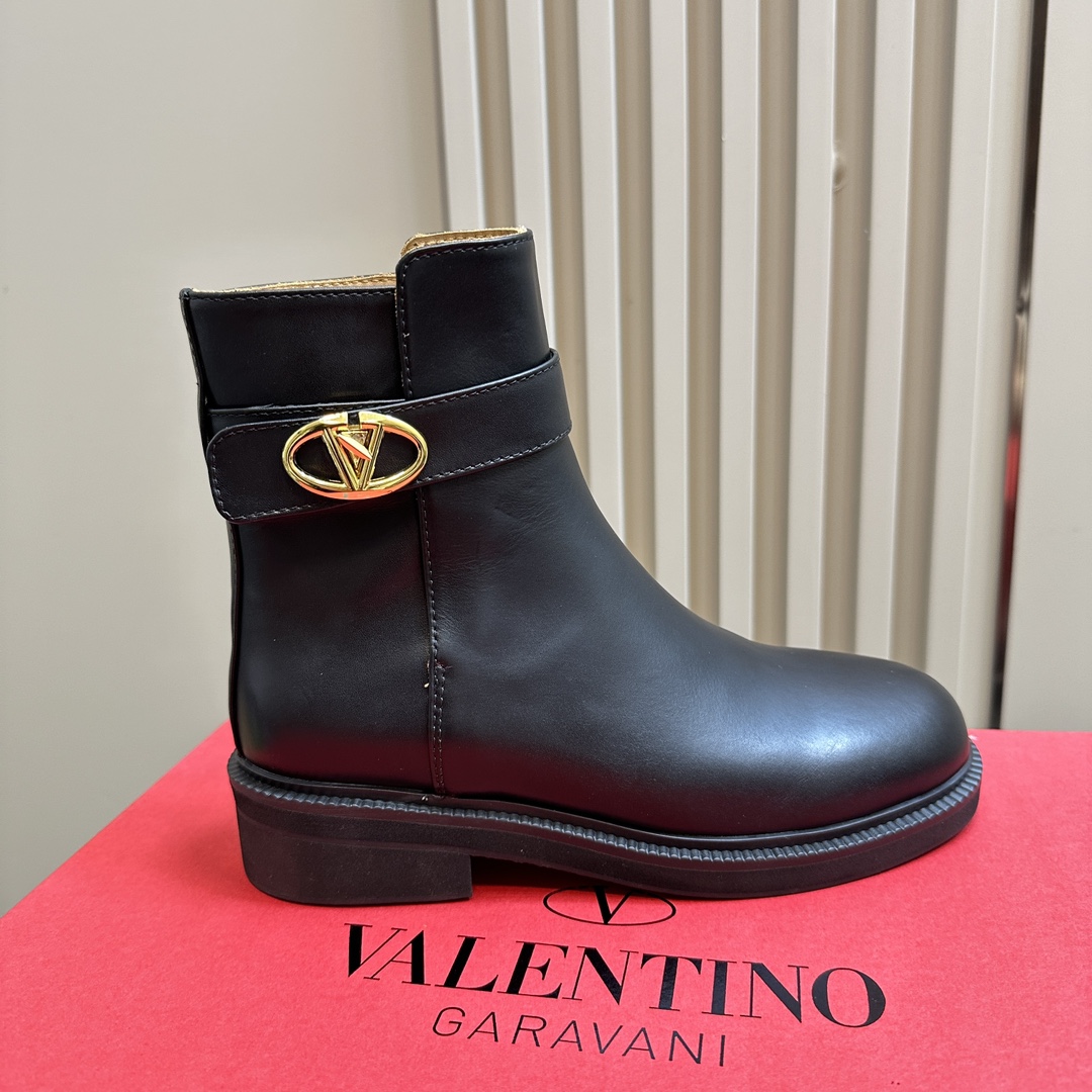 [TOP] VALENTINO Versatile Ankle Boots - Black