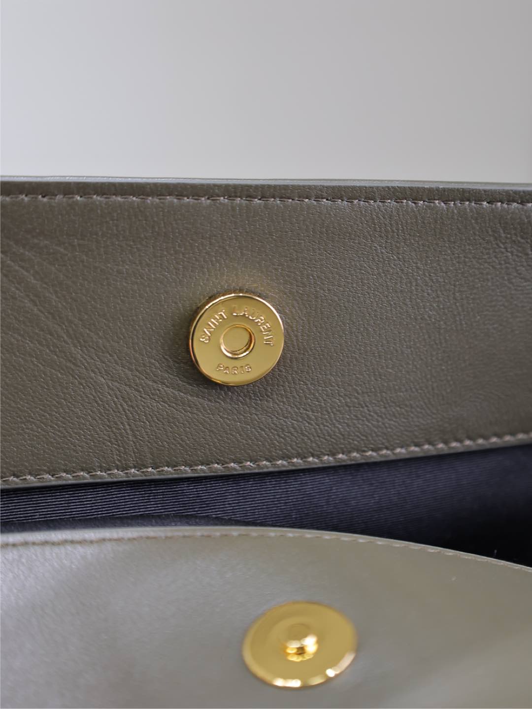 [TOP] Yves Saint Laurent YSL Sheepskin Jamie 4.3 Large POCHON Bag 27×34×3cm - Green