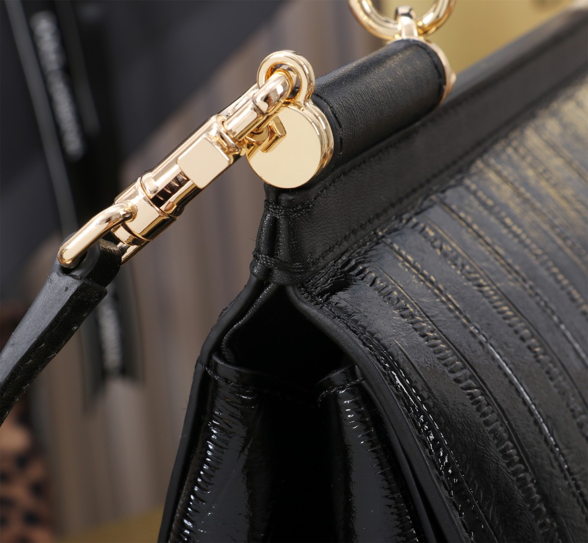 [TOP] Dolce & Gabbana D&G  Cowhide Splicing Sicily Bag 18cm/20cm/25cm - 3 Colour