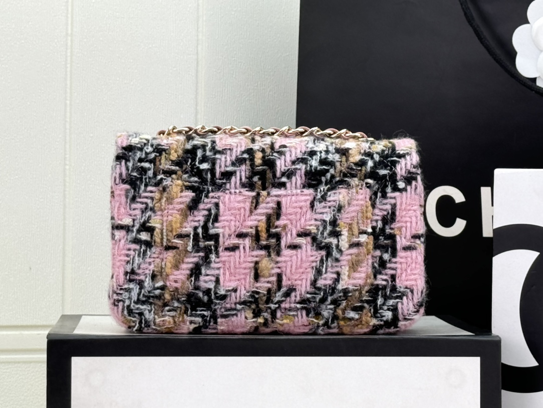 [TOP] CHANEL Wool Tweed Flap Bag 20cm/25cm - Pink and Black