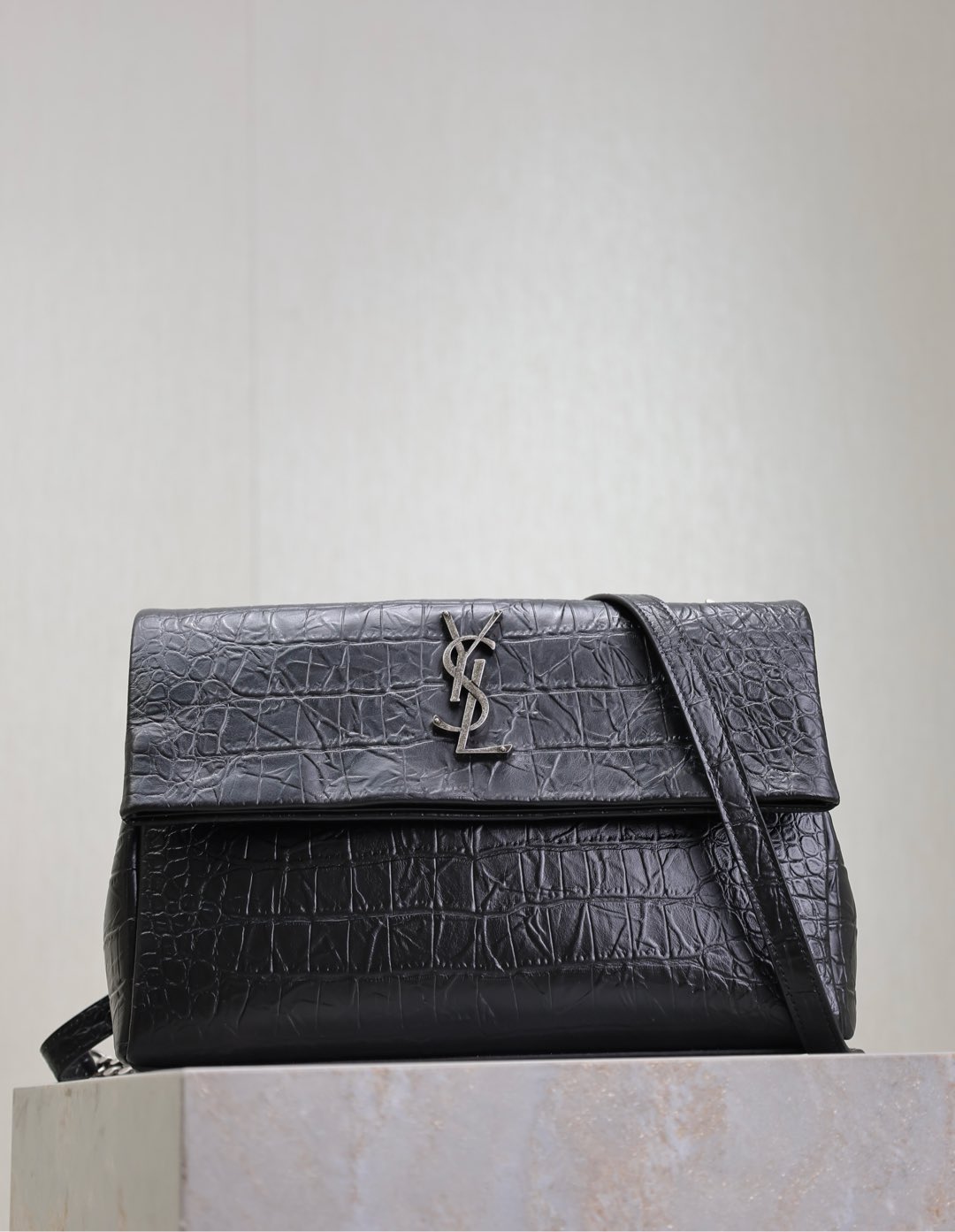 [TOP] Yves Saint Laurent YSL West Hollywood Bag 2 Sizes - Black