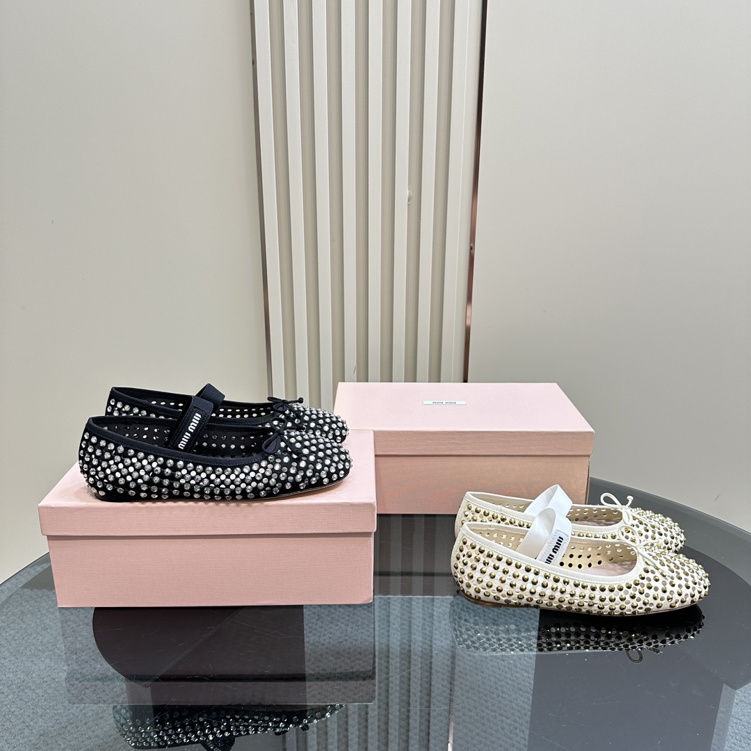 [TOP] Miu Miu Bows Decorate Flat Shoes - 2 Color