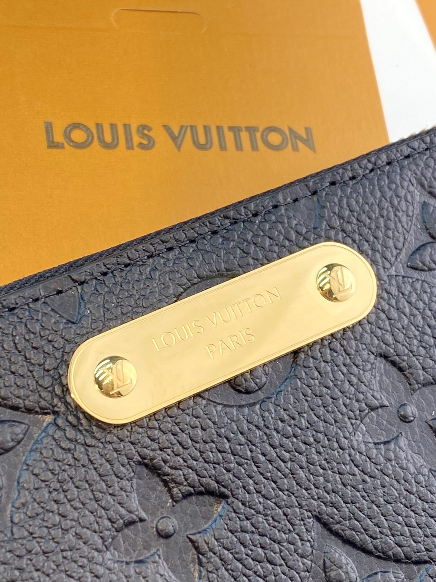 [TOP] Louis Vuitton LV Margot Wallet Monogram Empreinte Leather 17x11x2cm - Black