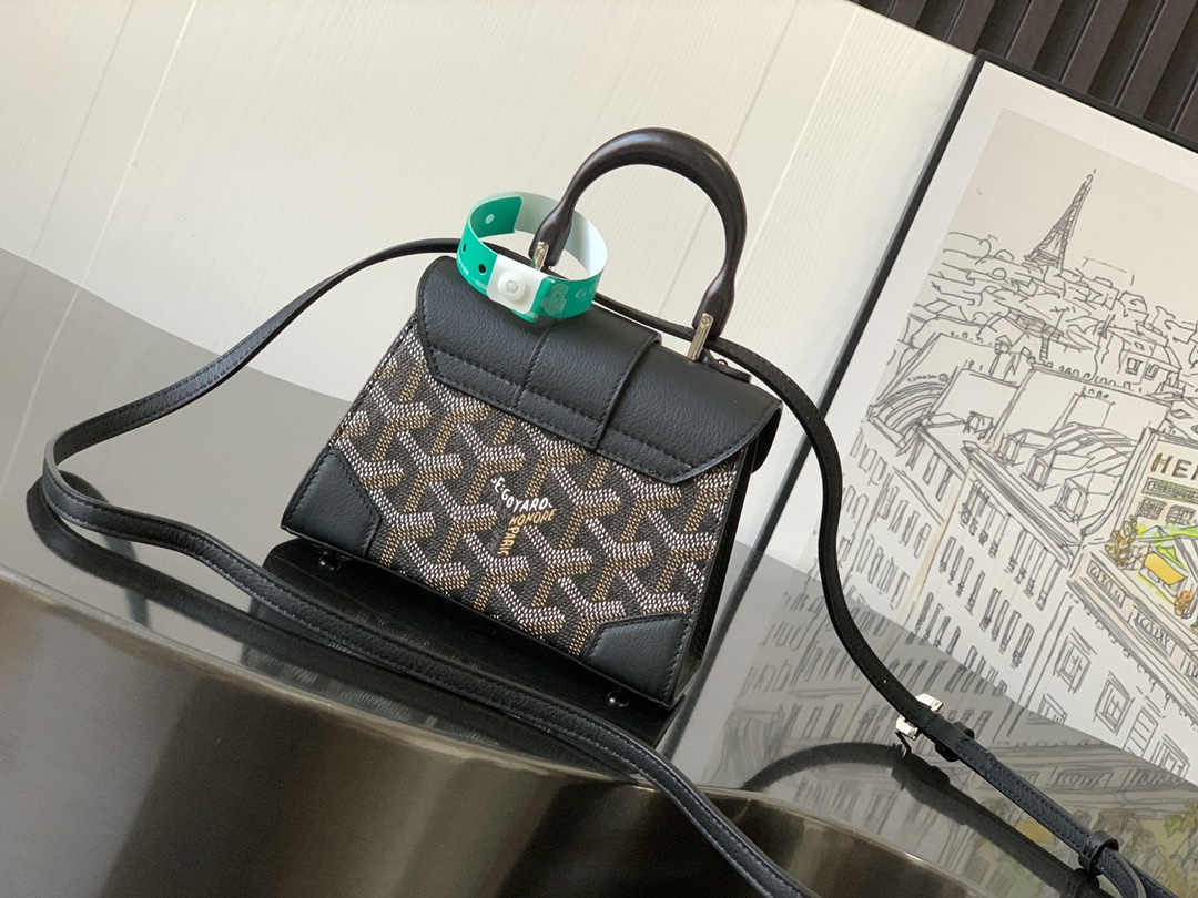 [TOP] Goyard Saigon Nano Bag 11.5  x 7 x 14.5 cm  - Black