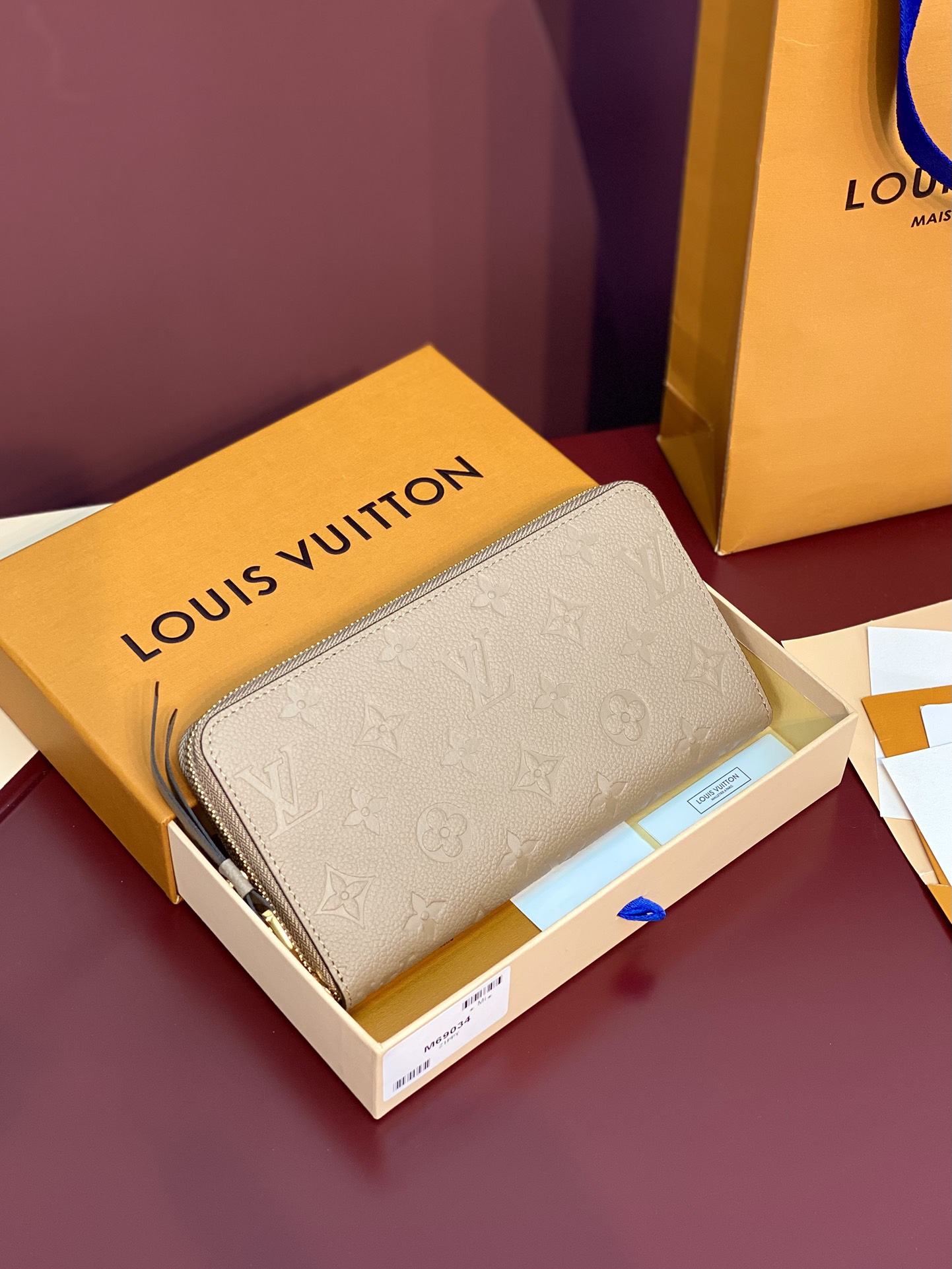 [TOP] Louis Vuitton LV Zippy Wallet Monogram Empreinte Leather 19.5x10cm - Khaki