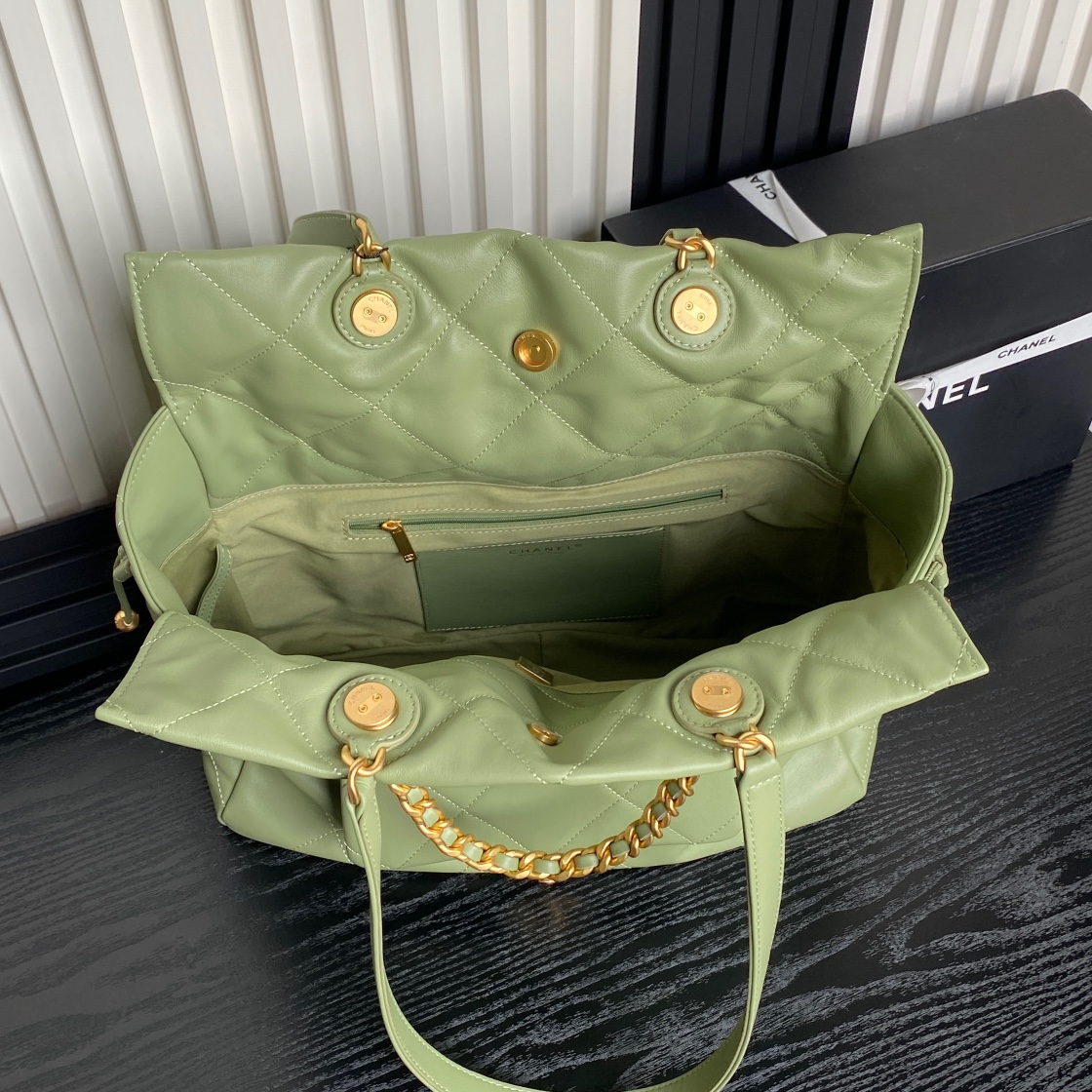 [TOP] CHANEL Tote Bag Lambskin 34X36X12m - Green & GHW