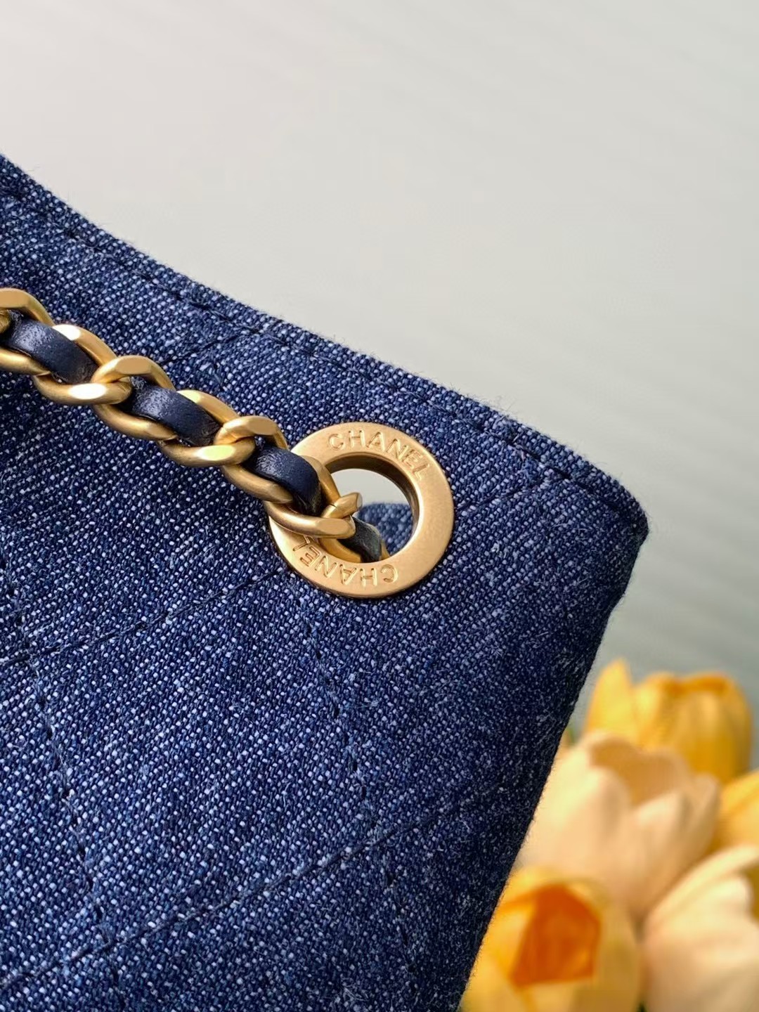 [TOP] CHANEL Backpack Denim 24.5x18x8cm - Blue/Light Blue