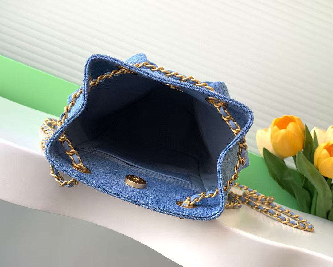 [TOP] CHANEL Backpack Denim 24.5x18x8cm - Blue/Light Blue