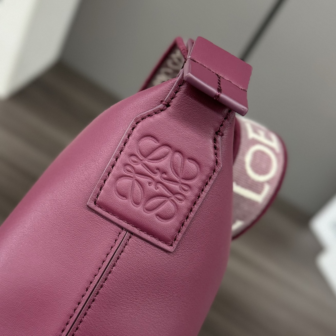 [TOP] LOEWE Cubi Bag Anagram Bag Cow Leather 29*10.5*22cm - Red