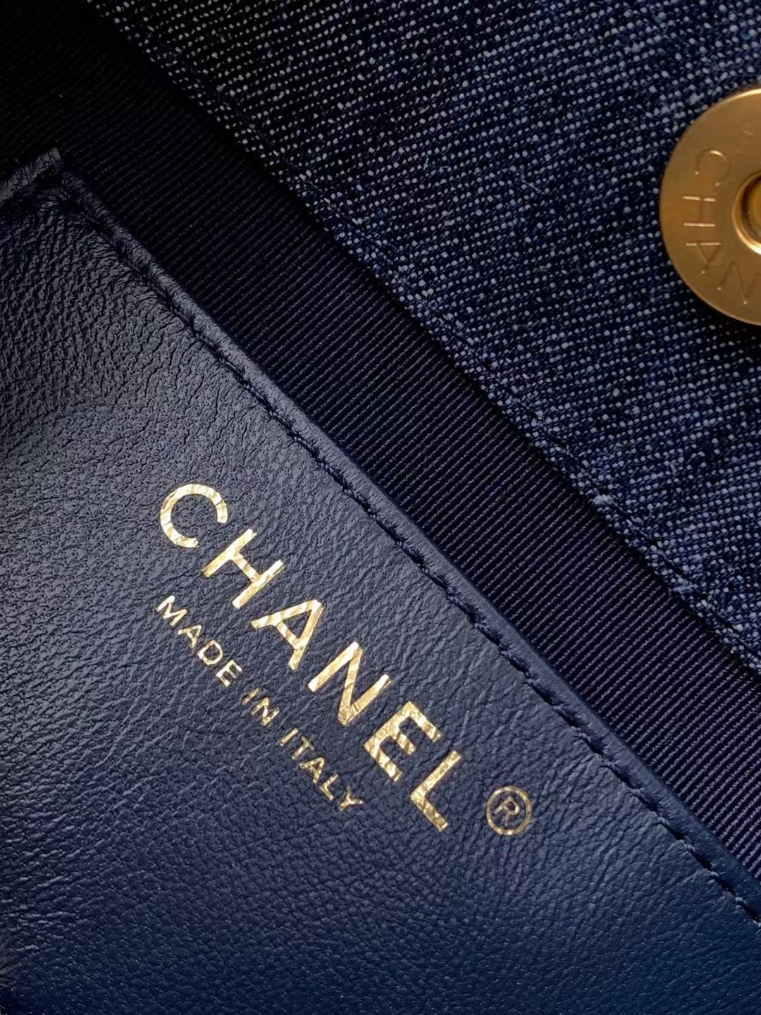 [TOP] CHANEL Backpack Denim 24.5x18x8cm - Blue/Light Blue