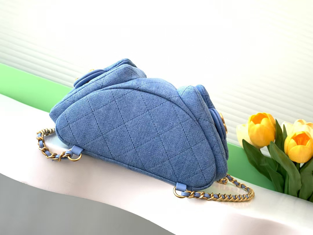 [TOP] CHANEL Backpack Denim 24.5x18x8cm - Blue/Light Blue
