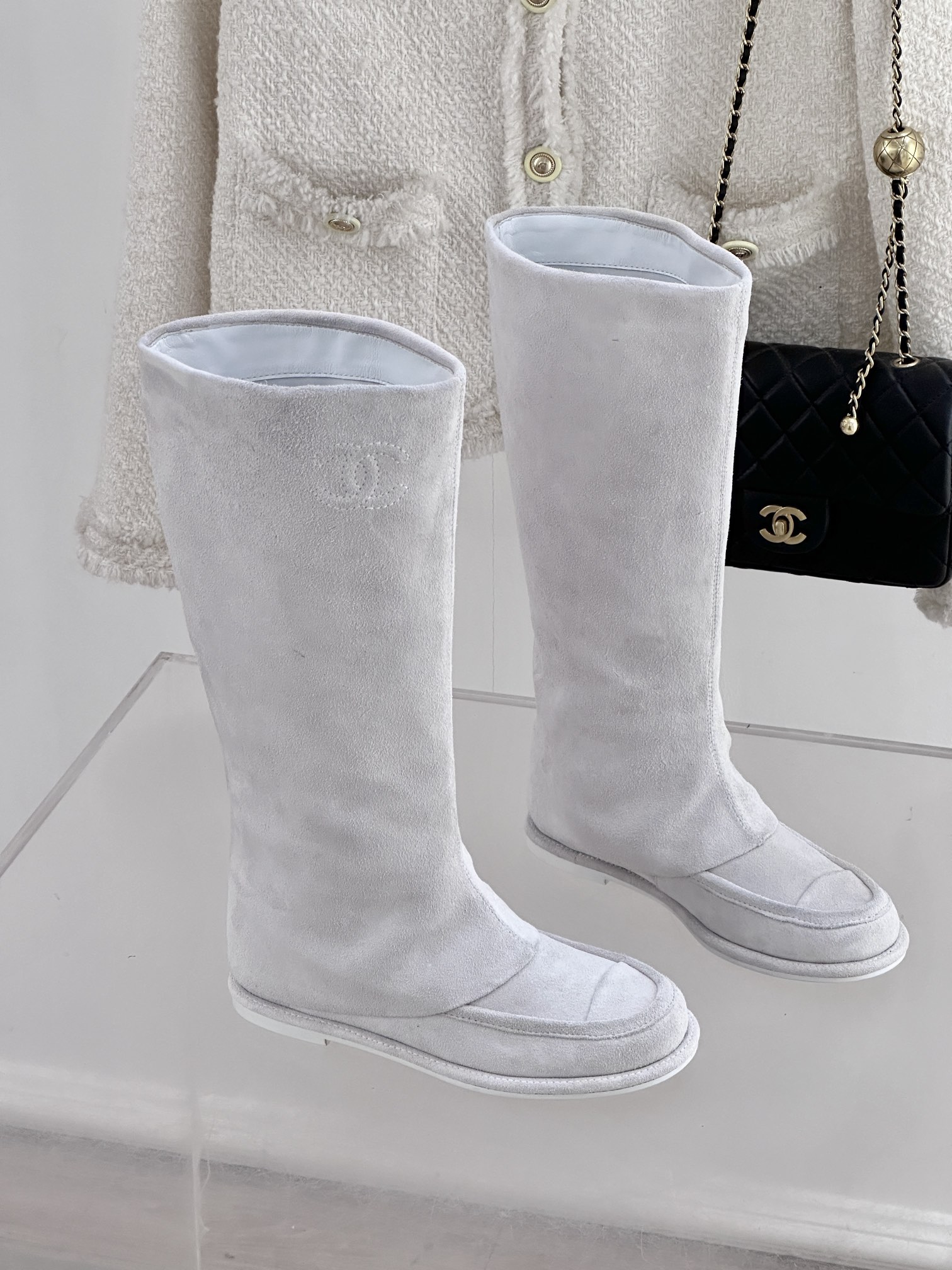 [TOP] CHANEL 25C Suede Pant Boots - 2 Colour