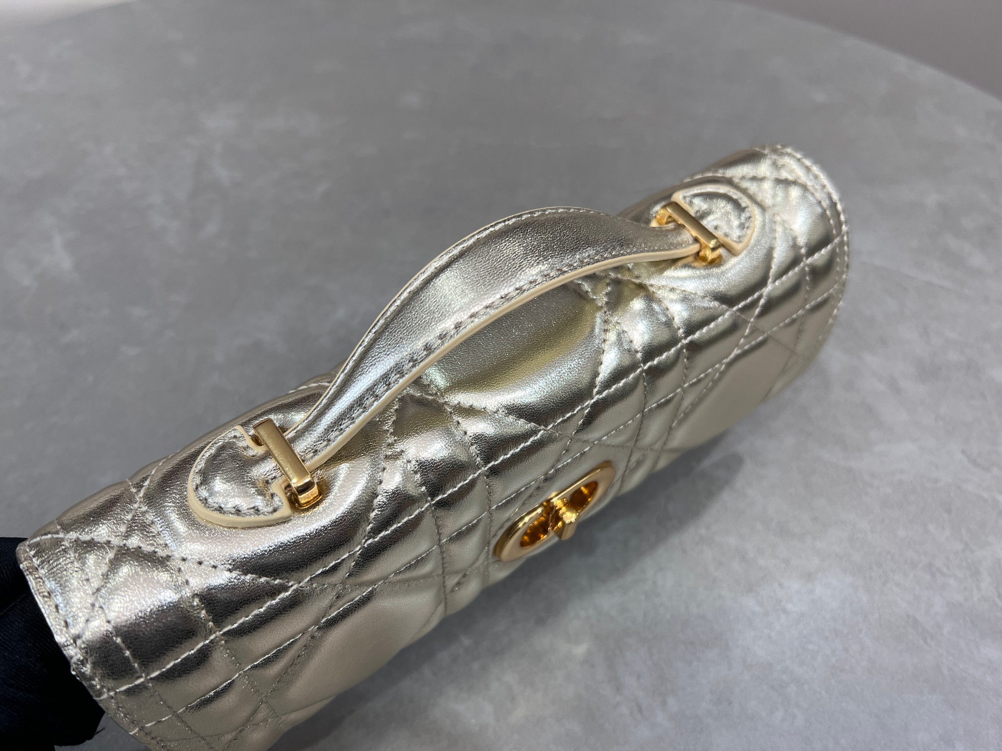 [TOP] Christian Dior Miss Caro Top Handle Bag Sheepskin 24x12x4cm - Gold