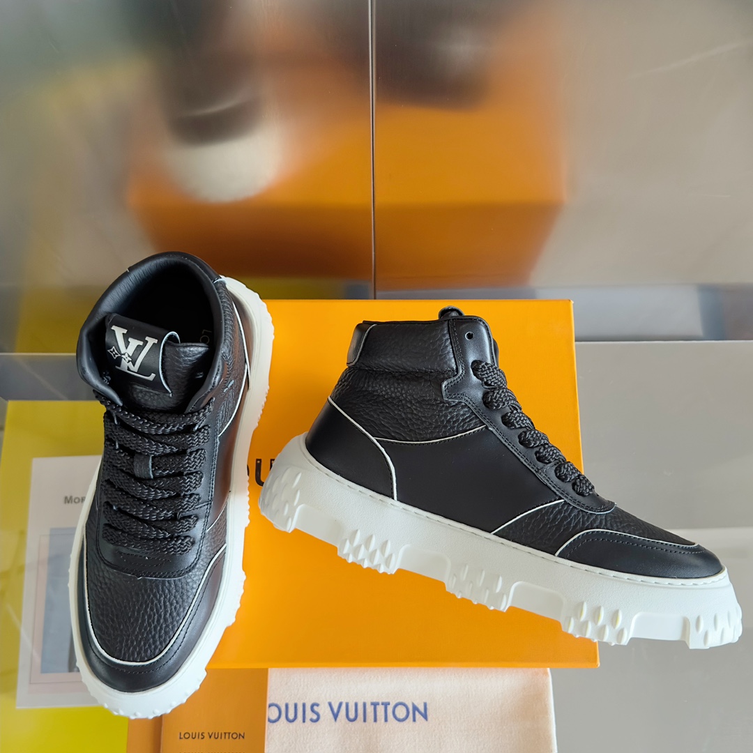 [TOP] Louis Vuitton LV Casual Bread Shoes Leather - 2 Colour