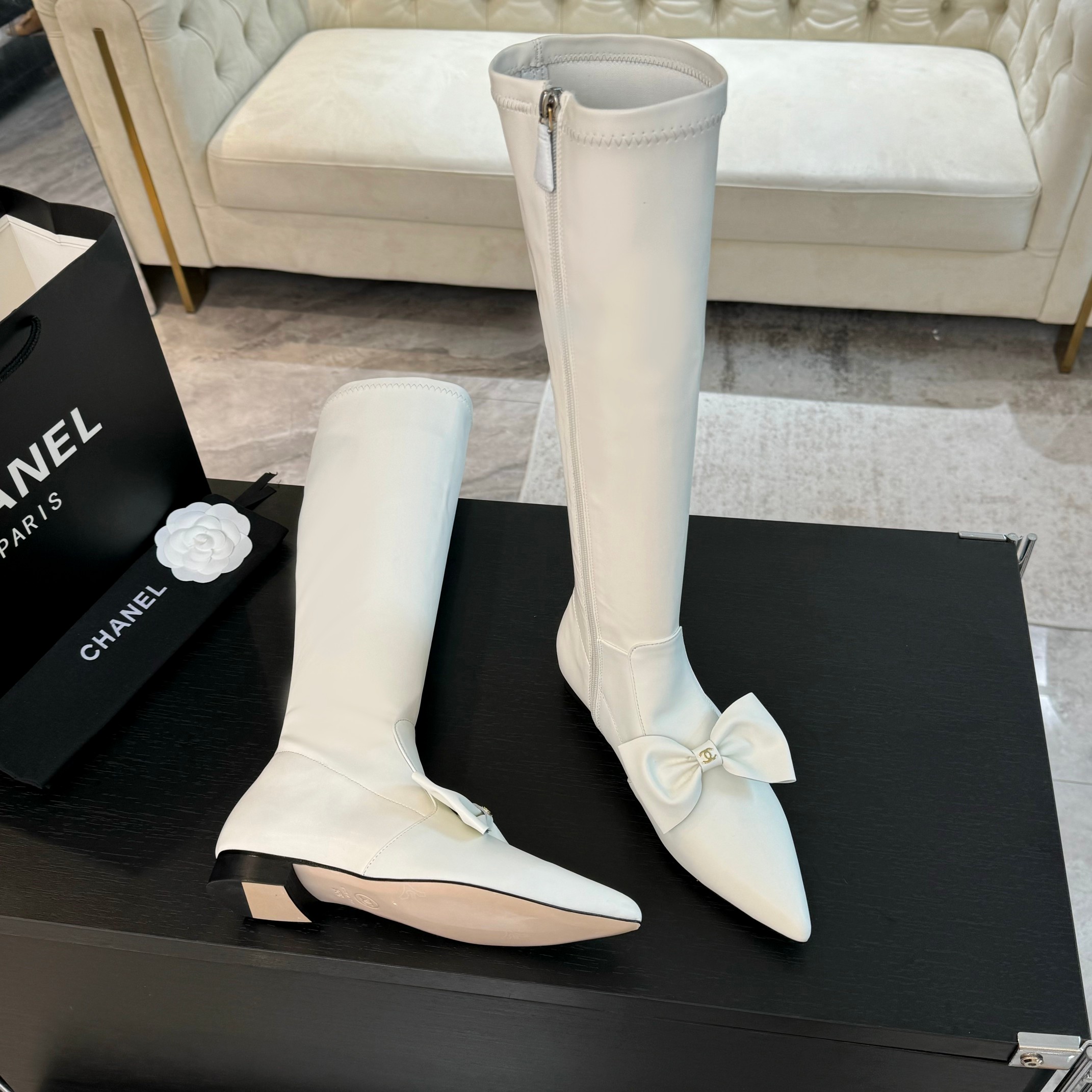 [TOP] CHANEL Pointy Boots With Big Bows - 3 Colour