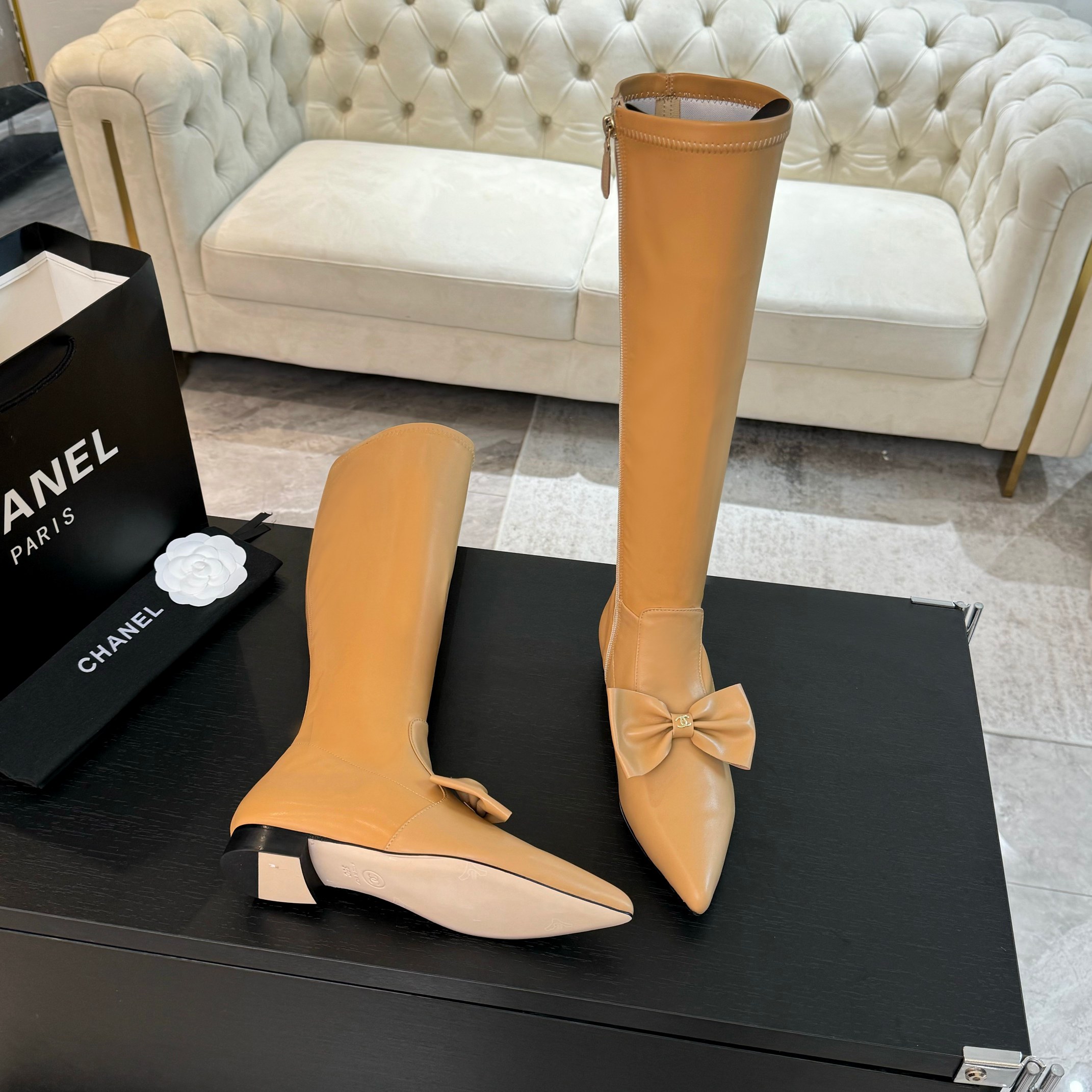 [TOP] CHANEL Pointy Boots With Big Bows - 3 Colour