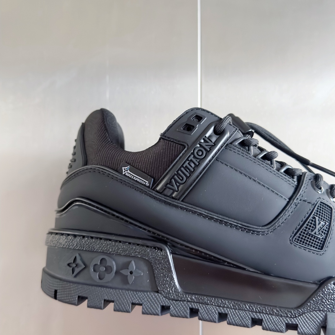 [TOP] Louis Vuitton LV L*V Casual Bread Shoes - 3 Colour