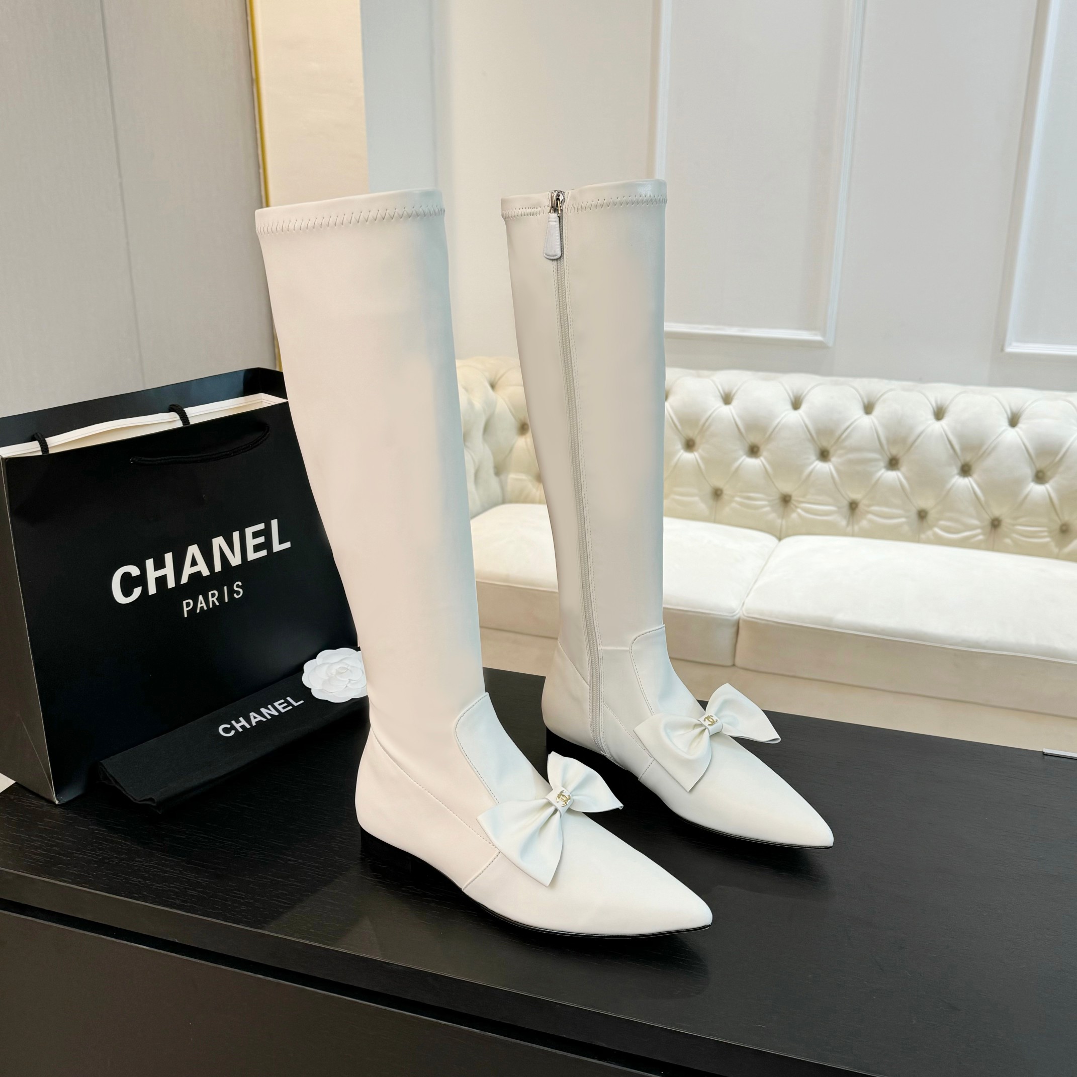 [TOP] CHANEL Pointy Boots With Big Bows - 3 Colour