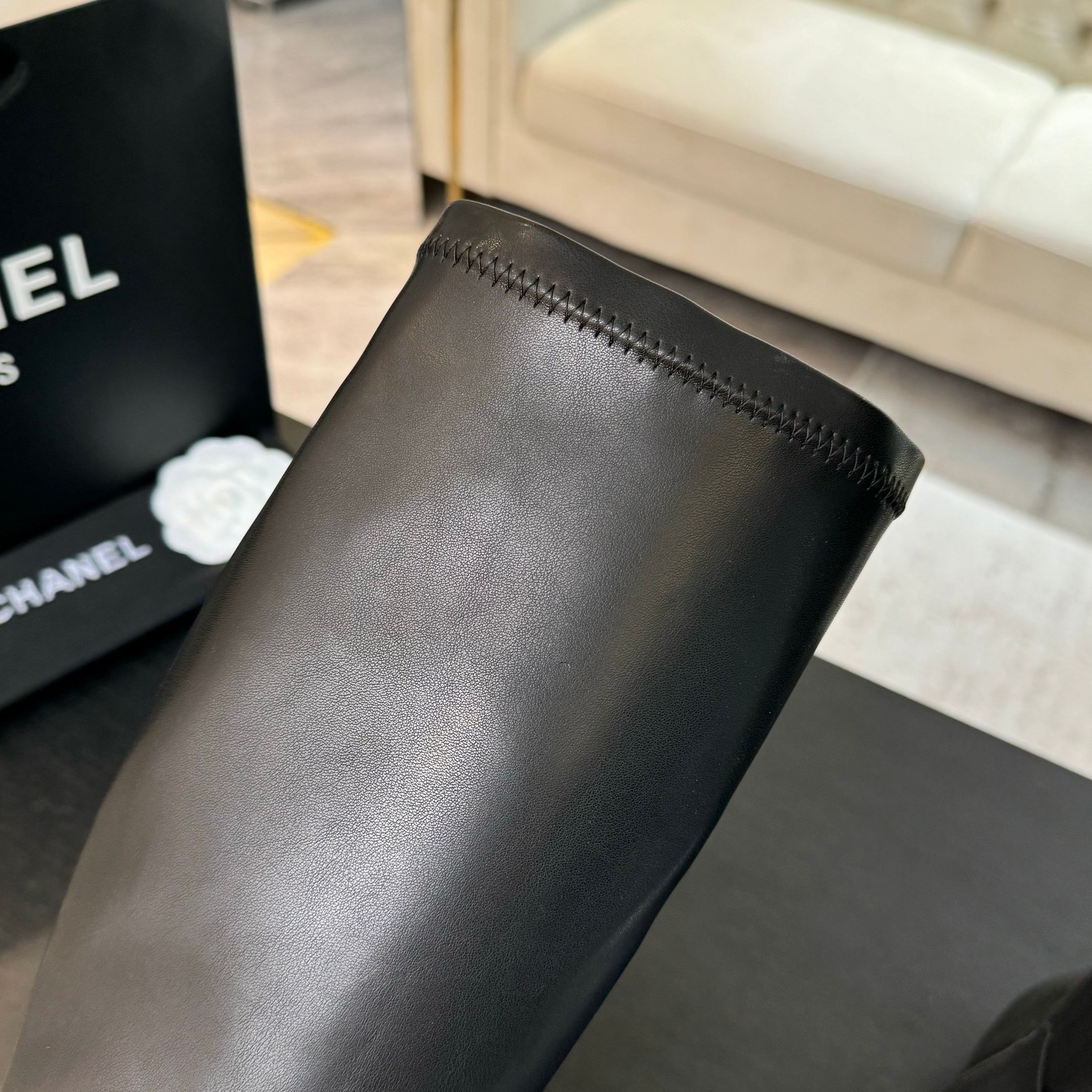 [TOP] CHANEL Pointy Boots With Big Bows - 3 Colour