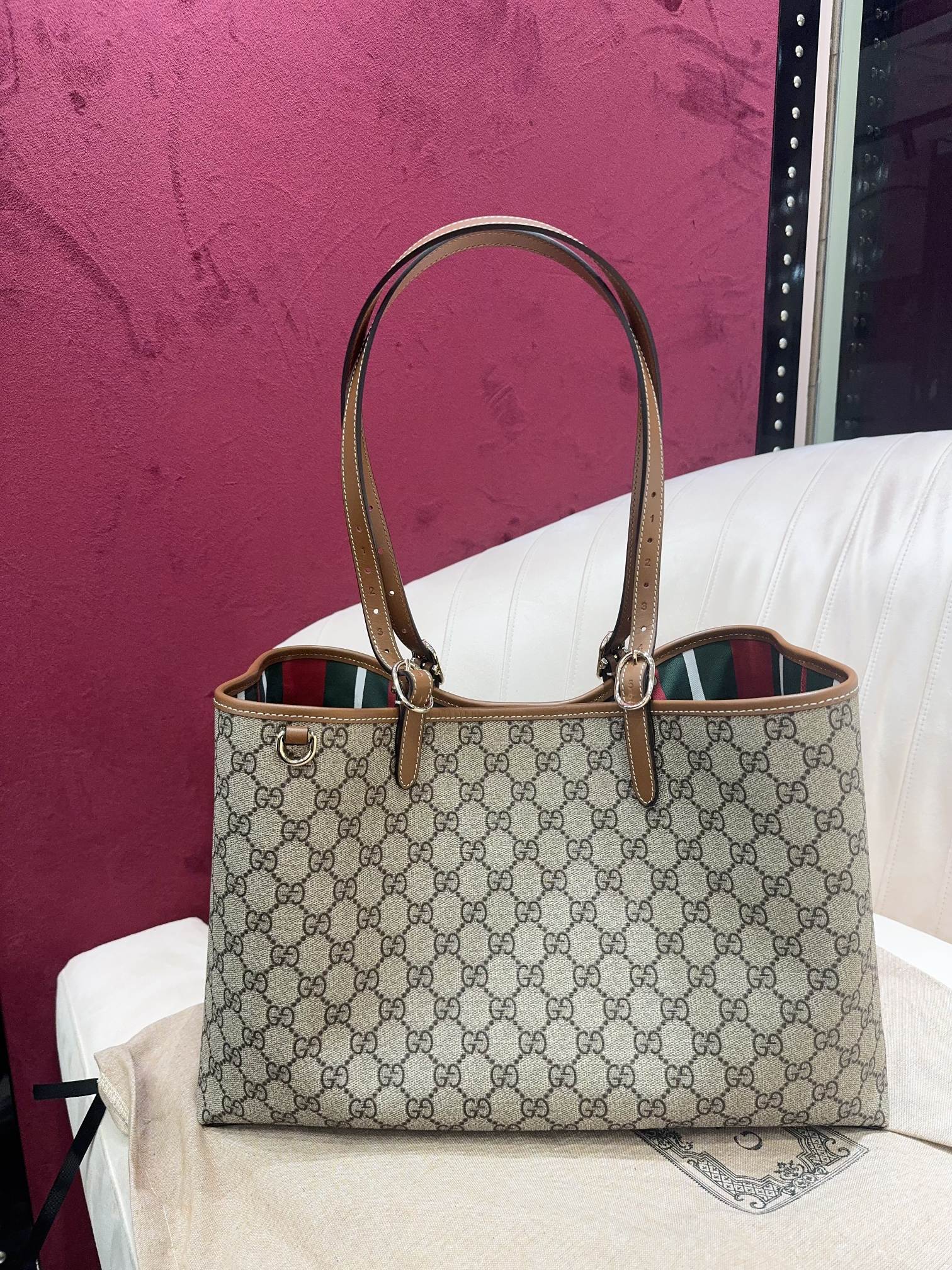 [TOP] GUCCI Emblen Bucket Bag 20.5*18*11.5CM/38*25.5*15CM - Brown