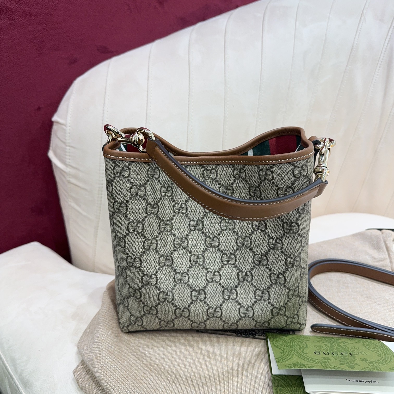 [TOP] GUCCI Emblen Bucket Bag 20.5*18*11.5CM/38*25.5*15CM - Brown